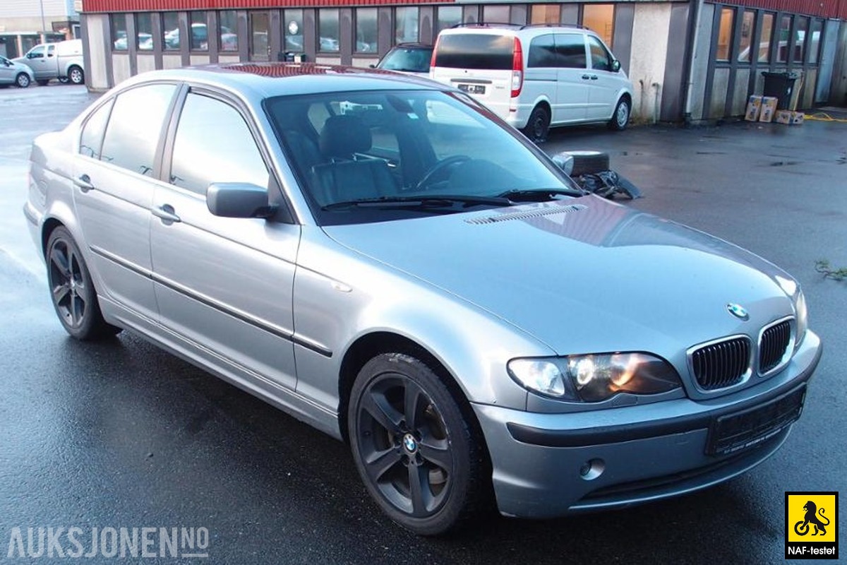2004 BMW 3-serie, 320d 150Hk NAVI/SKINN/XENON/TAKLUKE/PDC, 222192km