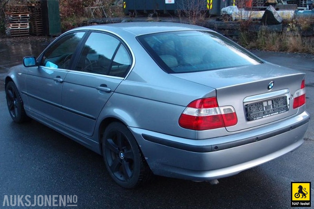 2004 BMW 3-serie, 320d 150Hk NAVI/SKINN/XENON/TAKLUKE/PDC, 222192km