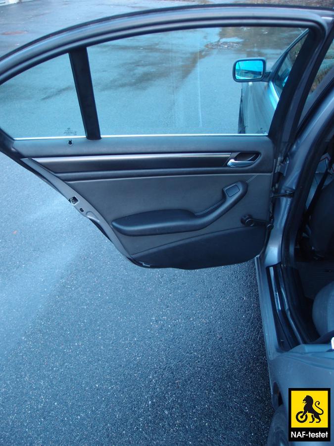 2004 BMW 3-serie, 320d 150Hk NAVI/SKINN/XENON/TAKLUKE/PDC, 222192km