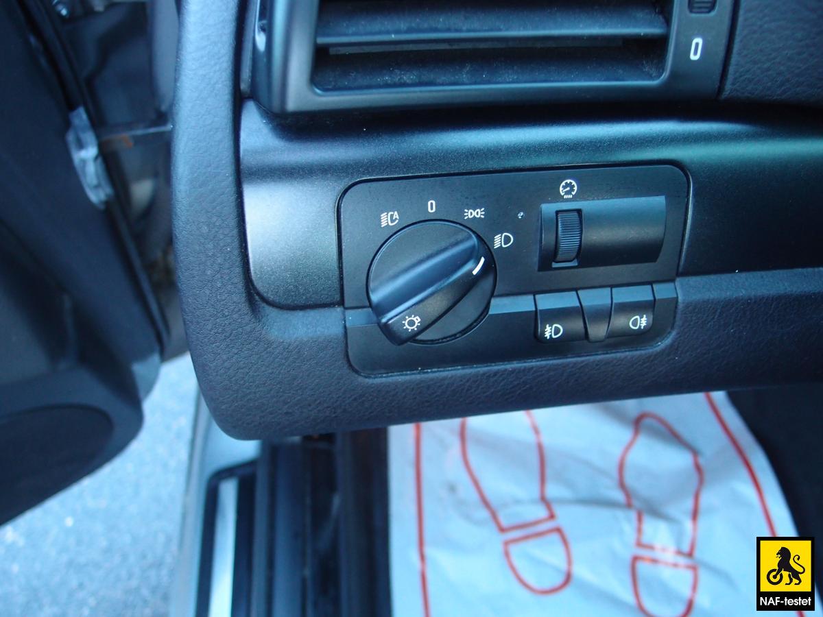 2004 BMW 3-serie, 320d 150Hk NAVI/SKINN/XENON/TAKLUKE/PDC, 222192km