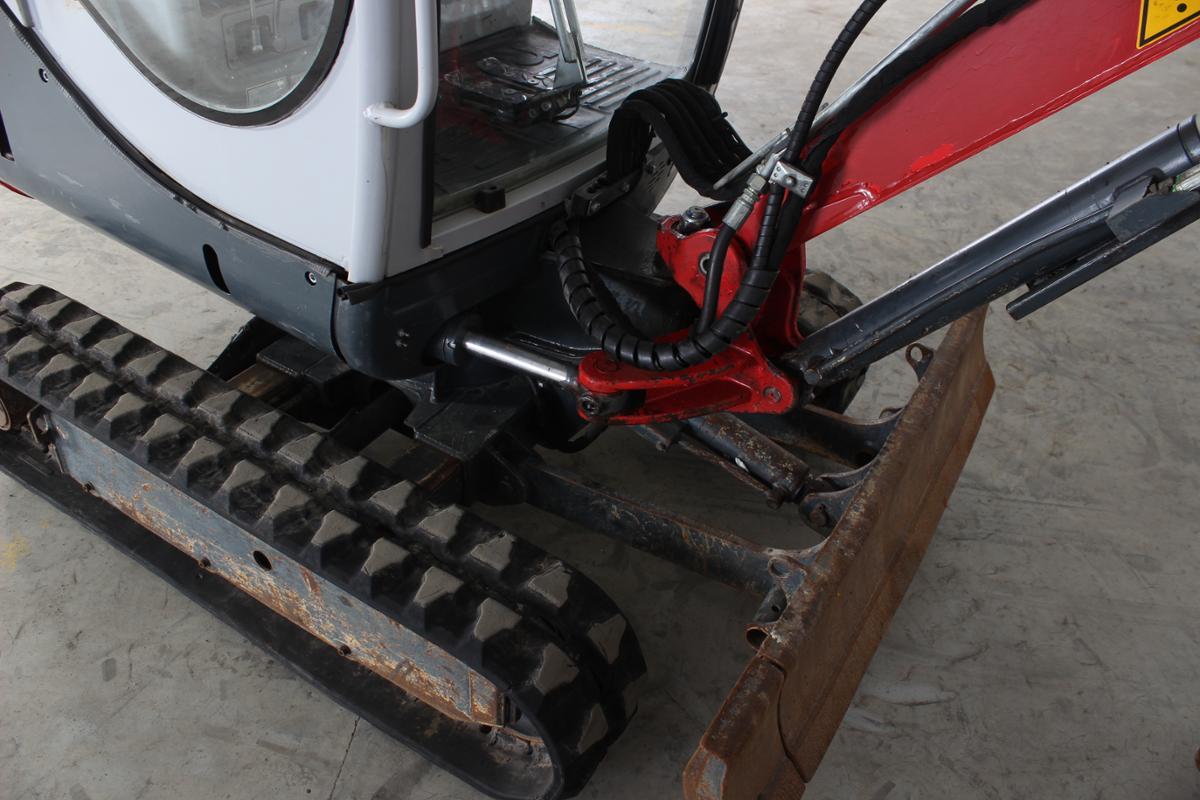 Neuson 1502/1503 RVD 1700kg