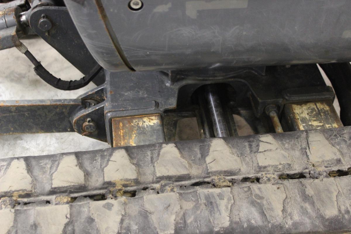 Neuson 1502/1503 RVD 1700kg
